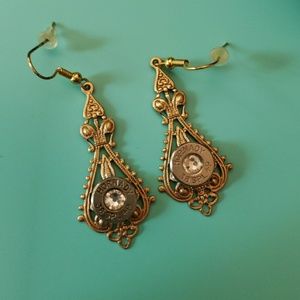 Women's earrings